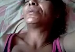 gozando na coroa amadora